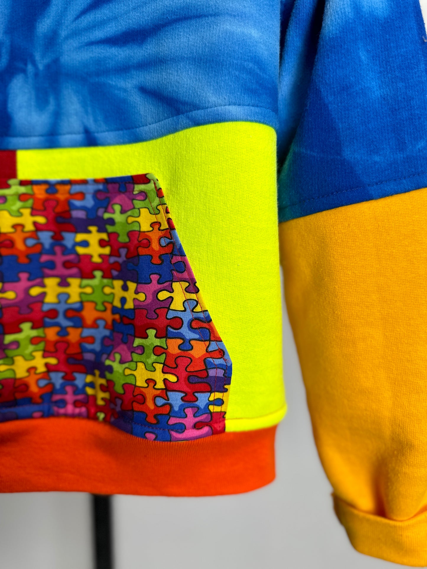 Kids Fleece Hoodie | Size 6-7