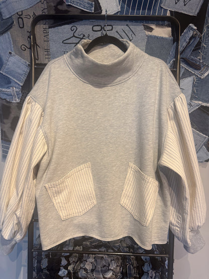 WORN BY: Kelly 002