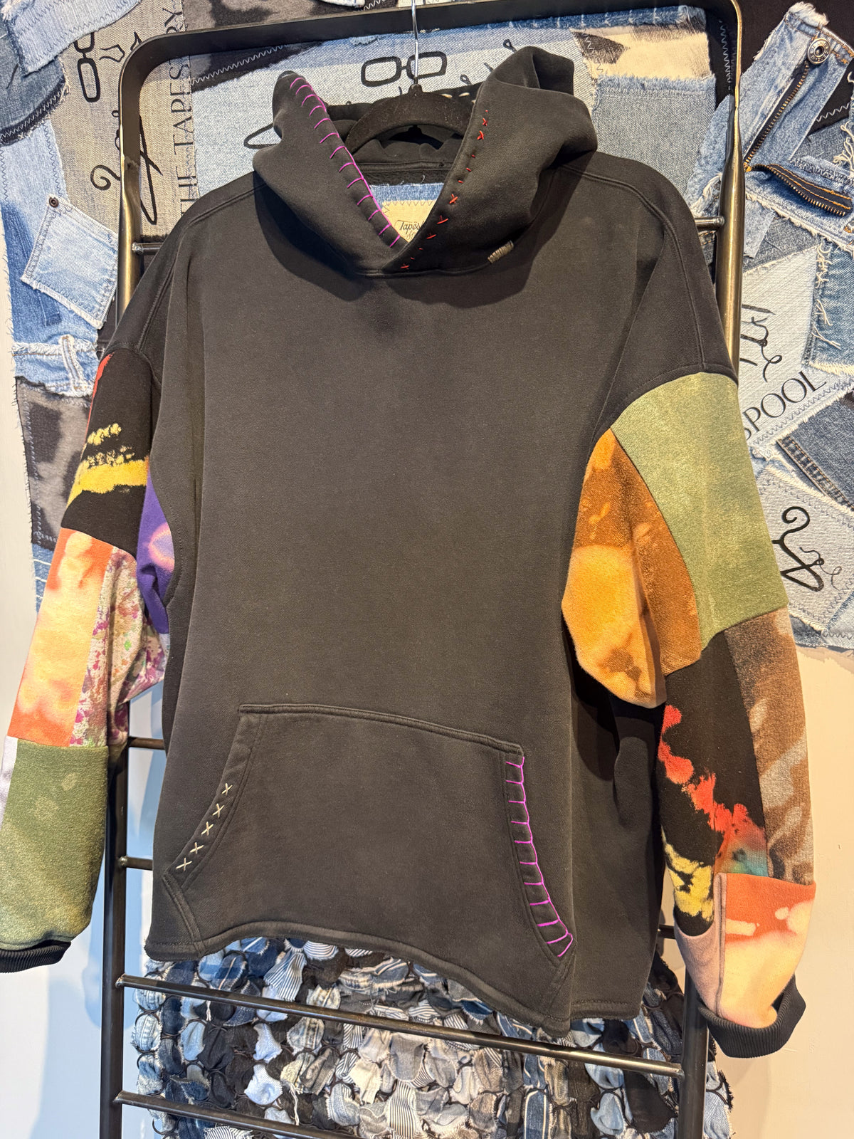 WORN BY: Ellen 002