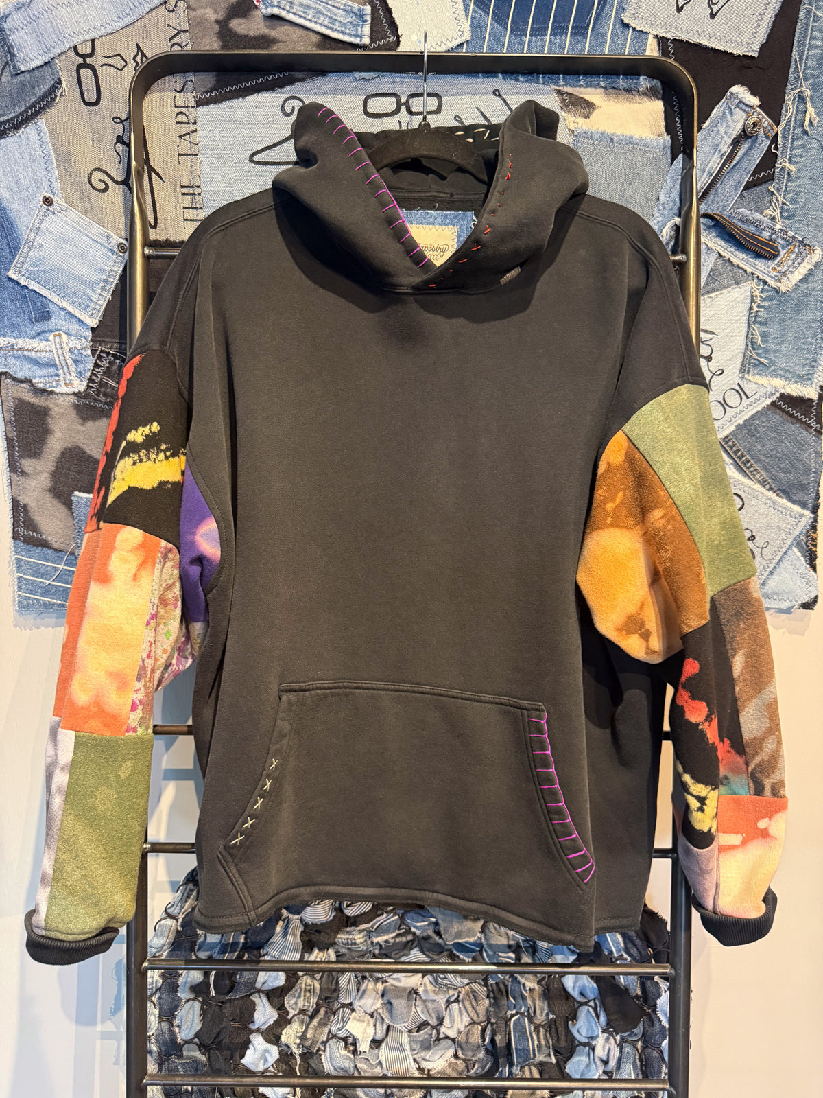WORN BY: Ellen 002